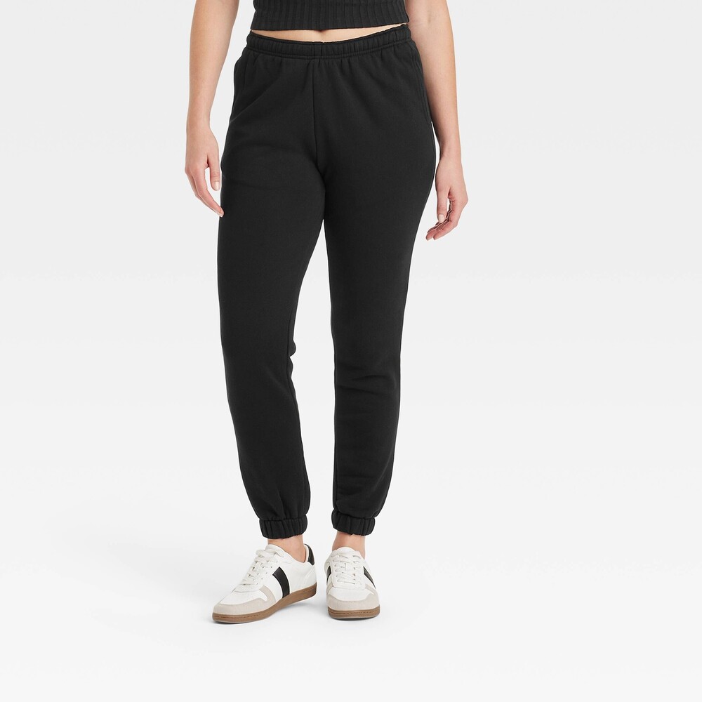 Leisure Studio Mid-Rise Essential Joggers - Black XL